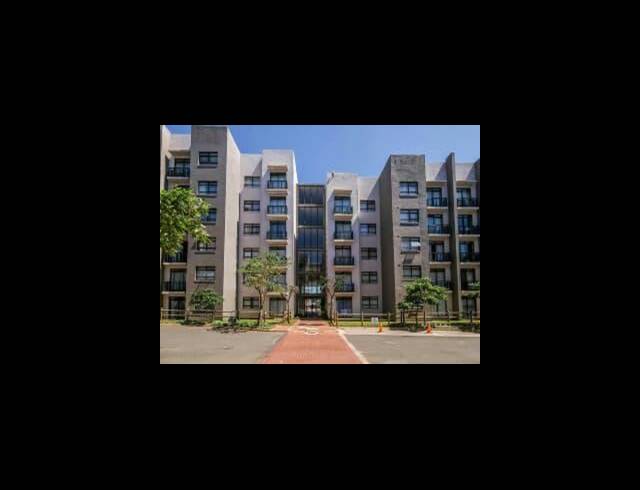 2 BEDROOM APARTMENT RENTED IN NEW TOWN CENTRE